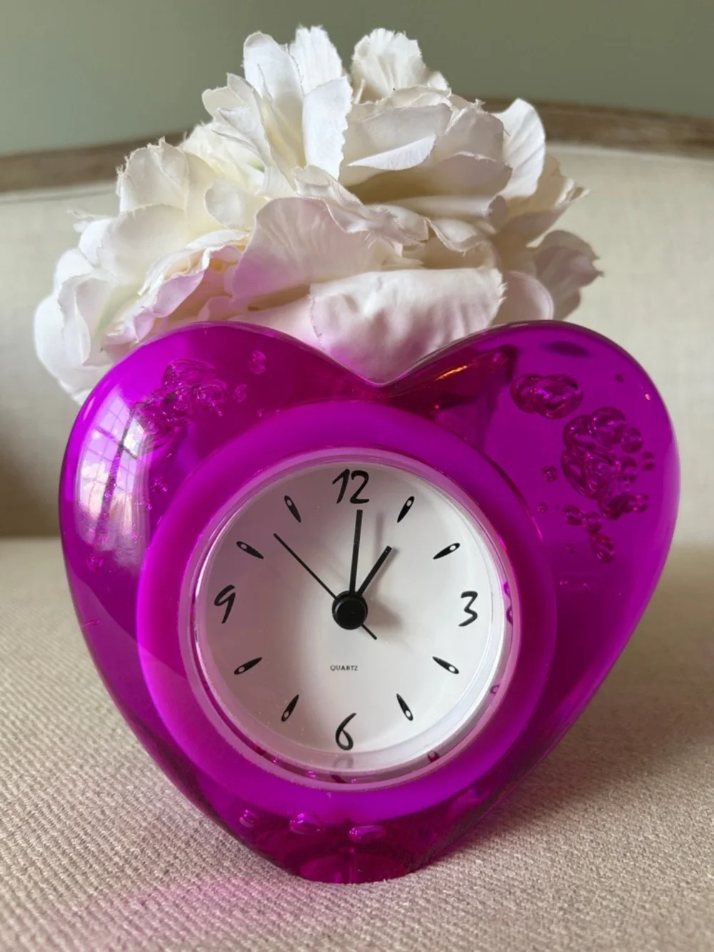Young Town Vintage Y2K Pink Heart-Shaped Bubble Tabletop Analog Clock